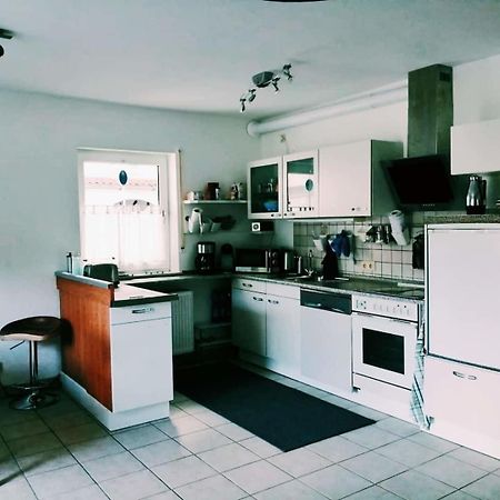 76 Qm Whg Im Eg Haus-Wohlfuehloase Vor Der Haustuer Apartamento Gladenbach Exterior foto