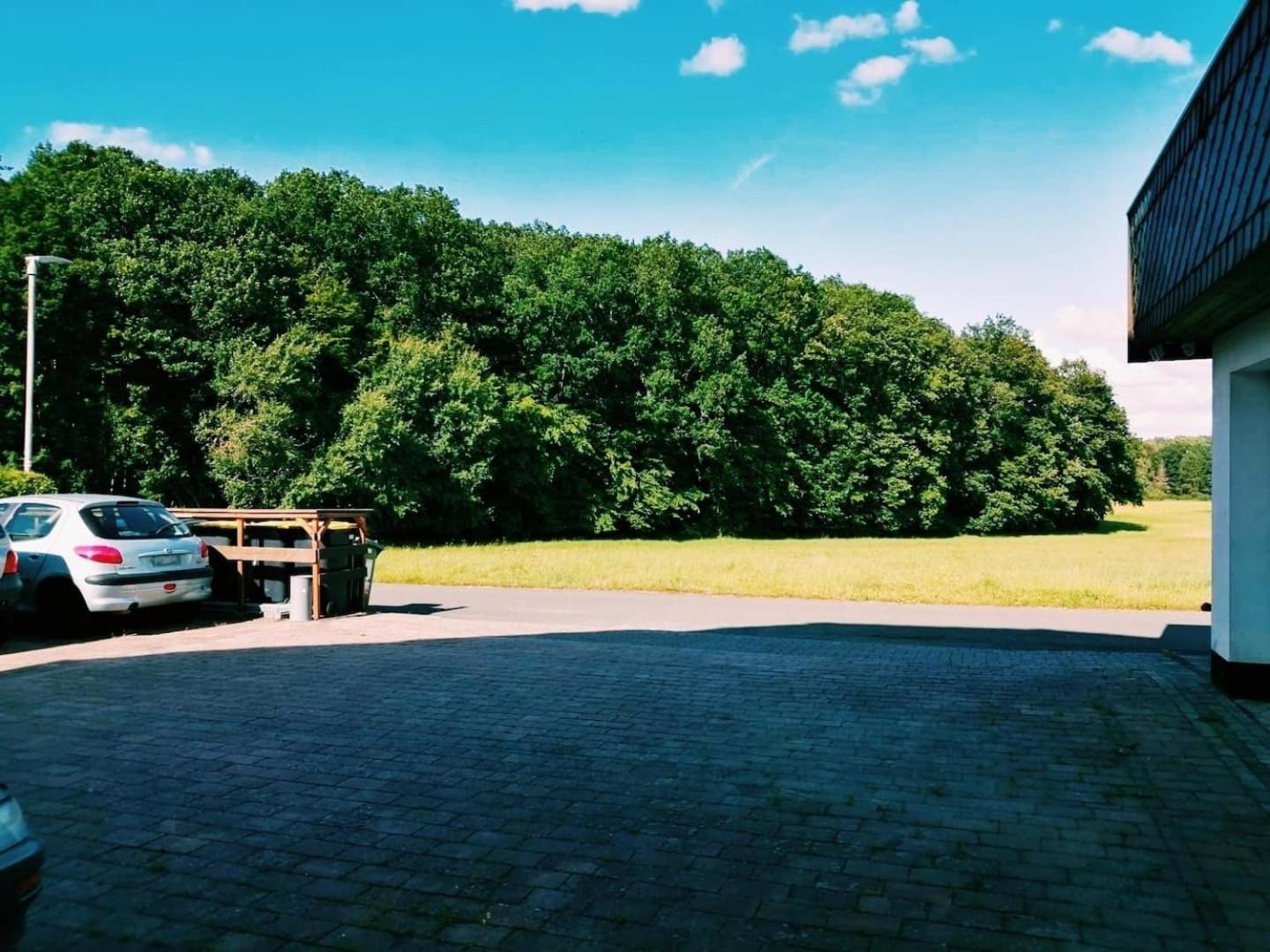76 Qm Whg Im Eg Haus-Wohlfuehloase Vor Der Haustuer Apartamento Gladenbach Exterior foto