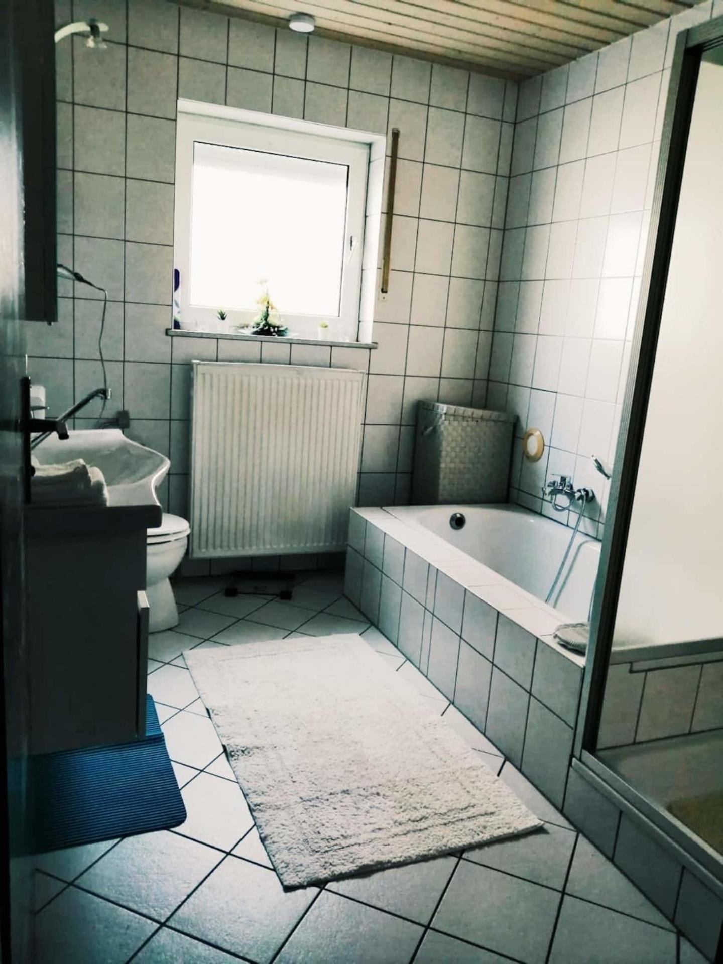 76 Qm Whg Im Eg Haus-Wohlfuehloase Vor Der Haustuer Apartamento Gladenbach Exterior foto